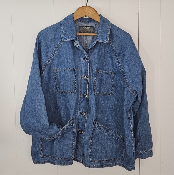 Torrid Size 0 Plus Size Blue Denim Shacket Lightweight 100% Cotton Long Sleeve - Picture 11 of 16